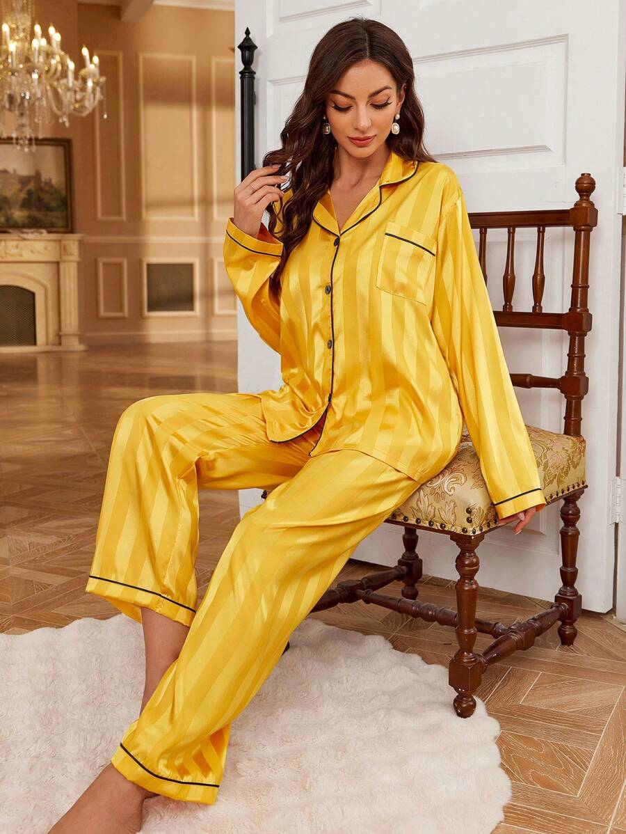 Satin Pajama Set With Contrast Stripe Print