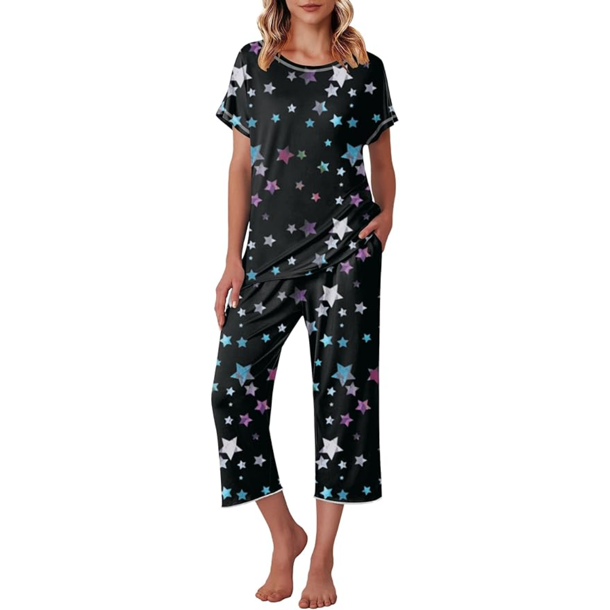 Star Printed Short Sleeve Capri Pajama Set