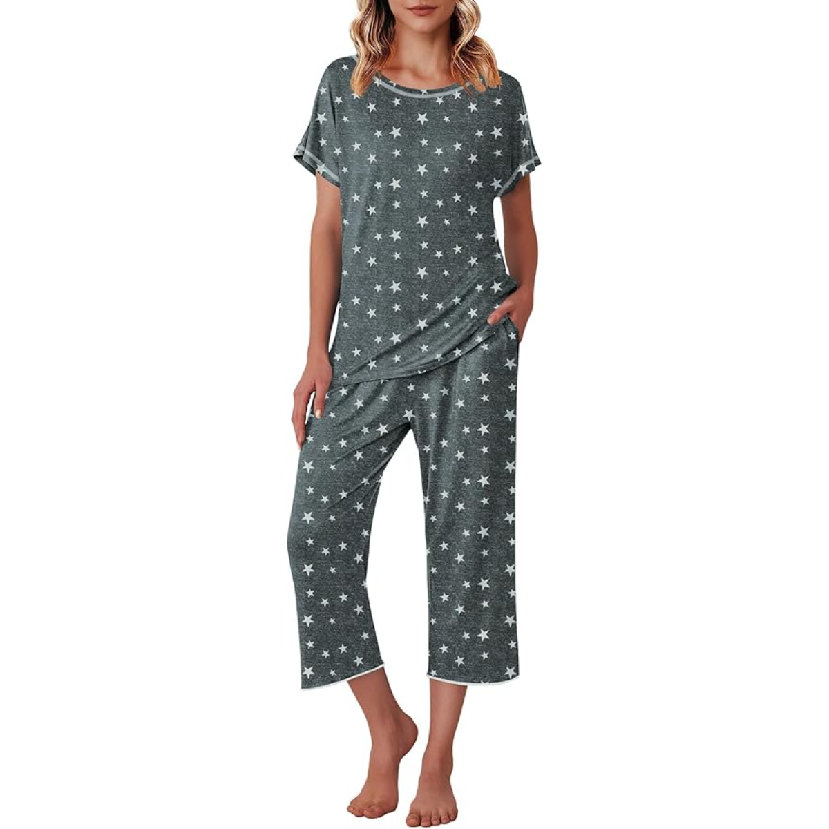 Star Printed Short Sleeve Capri Pajama Set